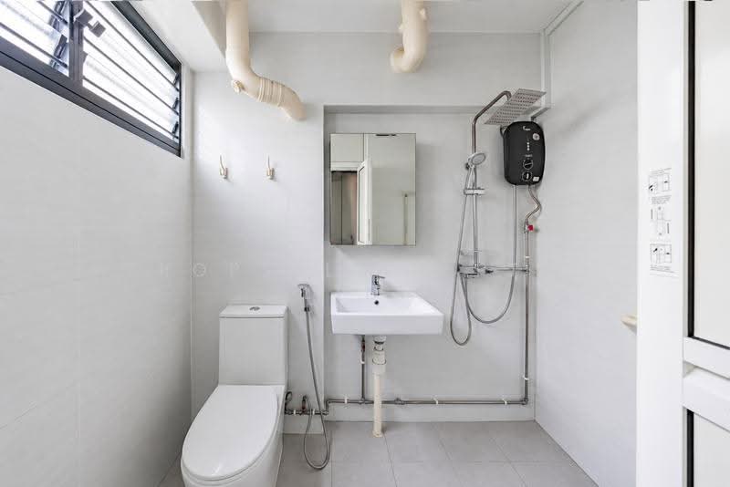 350 Yishun Avenue 11, 350 Yishun Avenue 11, Sembawang / Yishun, 3 Bedrooms, 1,119 sqft, HDB Flat For Sale, by Wes Teo, 500269413 - Bathroom - PropertyGuru.com.sg