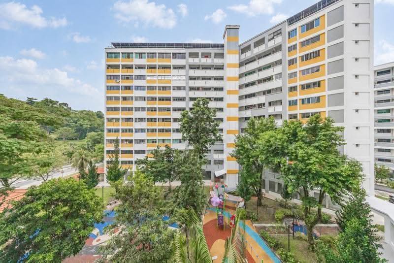 350 Yishun Avenue 11, 350 Yishun Avenue 11, Sembawang / Yishun, 3 Bedrooms, 1,119 sqft, HDB Flat For Sale, by Wes Teo, 500269413 - Exterior - PropertyGuru.com.sg