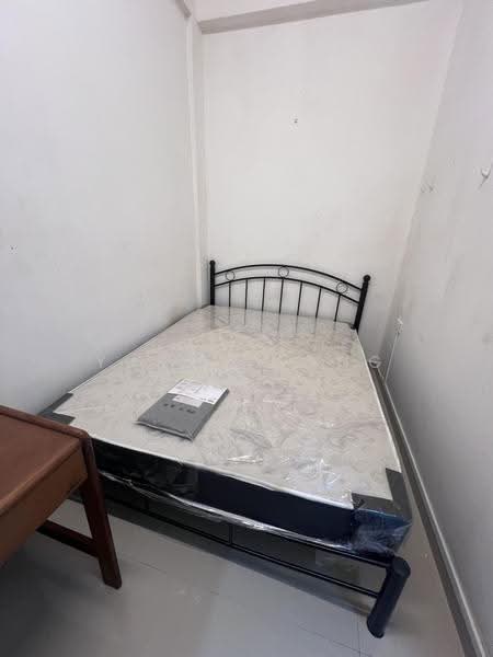 305 Tanjong Katong Road, Tanjong Katong Road, East Coast / Marine Parade, Room Rental, 180 sqft, Walk-up Apartment For Rent, by Yushu Wang, 500269418 - Bedroom - PropertyGuru.com.sg