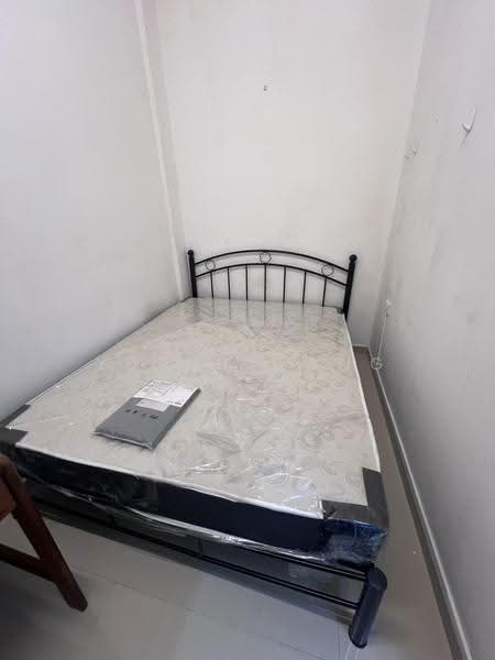 305 Tanjong Katong Road, Tanjong Katong Road, East Coast / Marine Parade, Room Rental, 180 sqft, Walk-up Apartment For Rent, by Yushu Wang, 500269418 - Bedroom - PropertyGuru.com.sg
