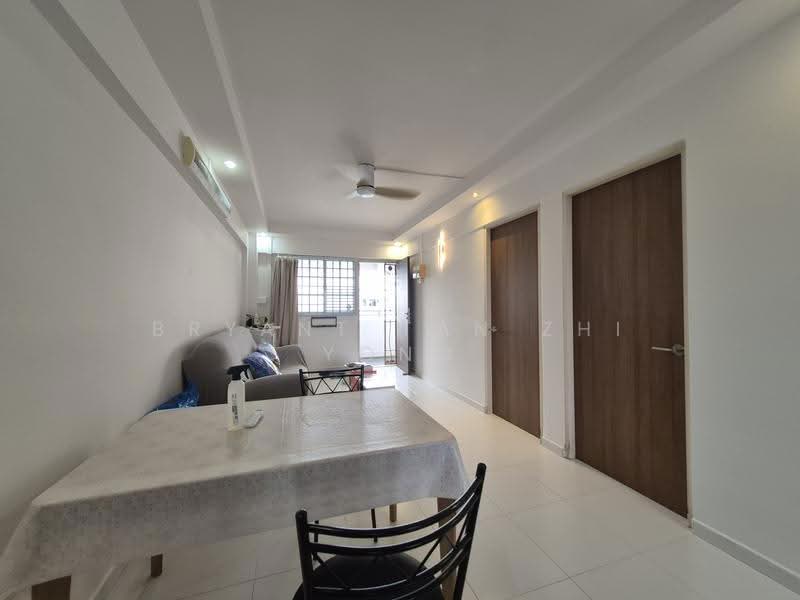 4 Lorong Lew Lian, 4 Lorong Lew Lian, Hougang / Punggol / Sengkang, Room Rental, 140 sqft, HDB Flat For Rent, by Bryant Tan Zhi Yong, 500269421 - Living Room - PropertyGuru.com.sg