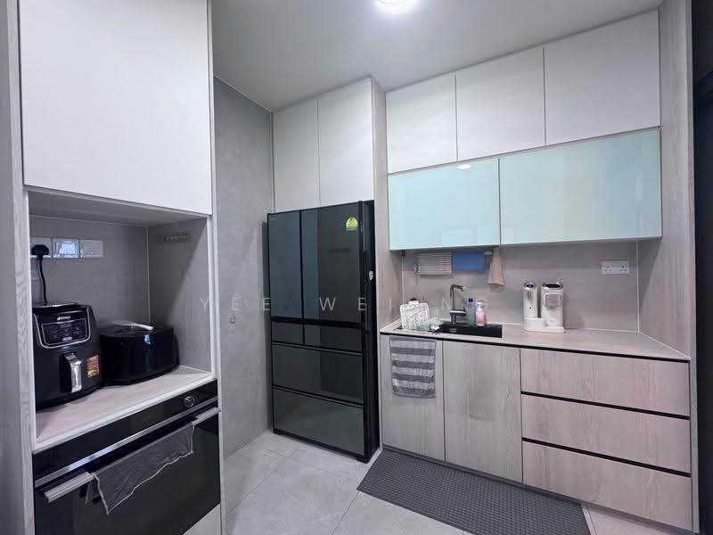 CHEAP! Pasir Panjang Semi D | 超便宜! 半独立式洋房 8321.8433, Buona Vista / West Coast / Clementi New Town, 5 Bedrooms, 3,600 sqft, Semi-Detached House For Sale, by Yee Wei Ng, 500269436 - Kitchen - PropertyGuru.com.sg