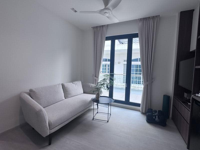 CHEAP! Pasir Panjang Semi D | 超便宜! 半独立式洋房 8321.8433, Buona Vista / West Coast / Clementi New Town, 5 Bedrooms, 3,600 sqft, Semi-Detached House For Sale, by Yee Wei Ng, 500269436 - Living Room - PropertyGuru.com.sg