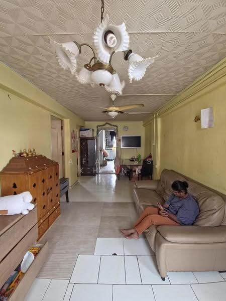 507 Bukit Batok Street 52, 507 Bukit Batok Street 52, Dairy Farm / Bukit Panjang / Choa Chu Kang, 2 Bedrooms, 743 sqft, HDB Flat For Sale, by Afariss Khann, 500269448 - Living Room - PropertyGuru.com.sg
