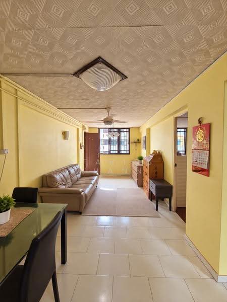 507 Bukit Batok Street 52, 507 Bukit Batok Street 52, Dairy Farm / Bukit Panjang / Choa Chu Kang, 2 Bedrooms, 743 sqft, HDB Flat For Sale, by Afariss Khann, 500269448 - Living Room - PropertyGuru.com.sg