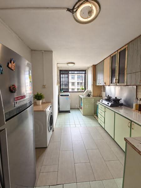 507 Bukit Batok Street 52, 507 Bukit Batok Street 52, Dairy Farm / Bukit Panjang / Choa Chu Kang, 2 Bedrooms, 743 sqft, HDB Flat For Sale, by Afariss Khann, 500269448 - Kitchen - PropertyGuru.com.sg