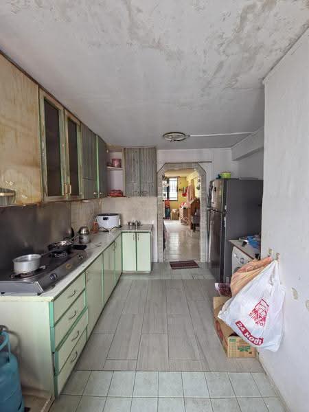 507 Bukit Batok Street 52, 507 Bukit Batok Street 52, Dairy Farm / Bukit Panjang / Choa Chu Kang, 2 Bedrooms, 743 sqft, HDB Flat For Sale, by Afariss Khann, 500269448 - Kitchen - PropertyGuru.com.sg