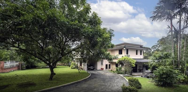 8 Lornie Road, 8 Lornie Road, Newton / Novena, 7 Bedrooms, 12,900 sqft, Bungalow House For Sale, by Kayla Wong, 500269449 - Exterior - PropertyGuru.com.sg