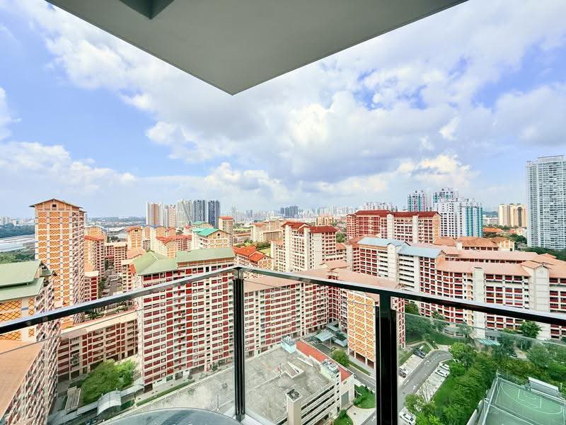 Clover By The Park, 6 Bishan Street 25, Ang Mo Kio / Bishan / Thomson, 4 Bedrooms, 1,733 sqft, Condominium For Sale, by Daphne Lean, 500269461 - Balcony - PropertyGuru.com.sg