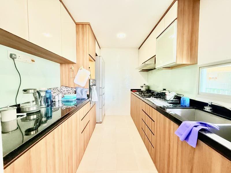 Clover By The Park, 6 Bishan Street 25, Ang Mo Kio / Bishan / Thomson, 4 Bedrooms, 1,733 sqft, Condominium For Sale, by Daphne Lean, 500269461 - Kitchen - PropertyGuru.com.sg