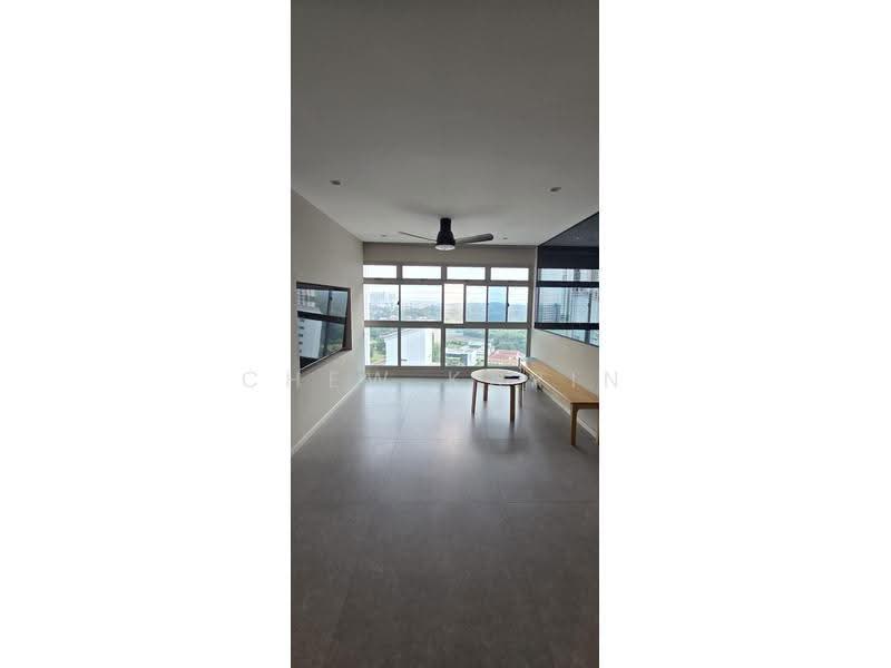 49 Strathmore Avenue, 49 Strathmore Avenue, Alexandra / Commonwealth, 3 Bedrooms, 1,184 sqft, HDB Flat For Sale, by Chew Karin, 500269472 - Living Room - PropertyGuru.com.sg