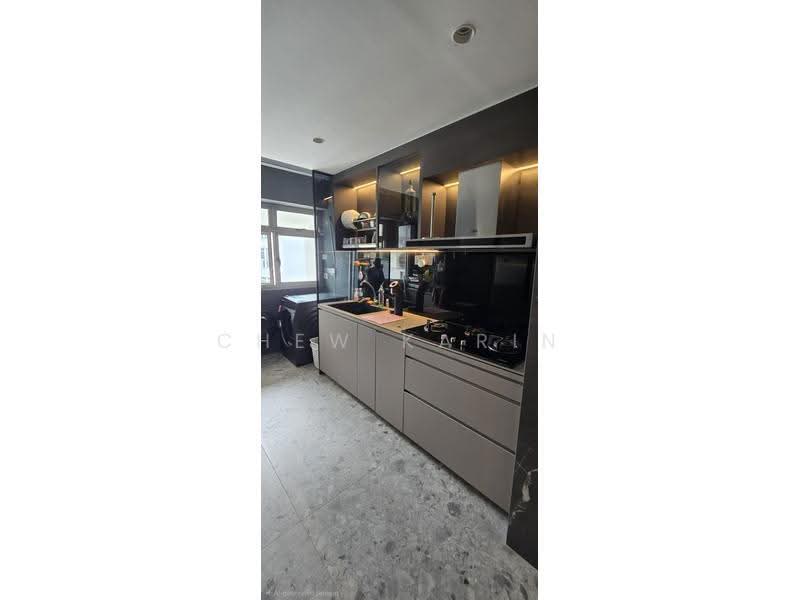 49 Strathmore Avenue, 49 Strathmore Avenue, Alexandra / Commonwealth, 3 Bedrooms, 1,184 sqft, HDB Flat For Sale, by Chew Karin, 500269472 - Kitchen - PropertyGuru.com.sg