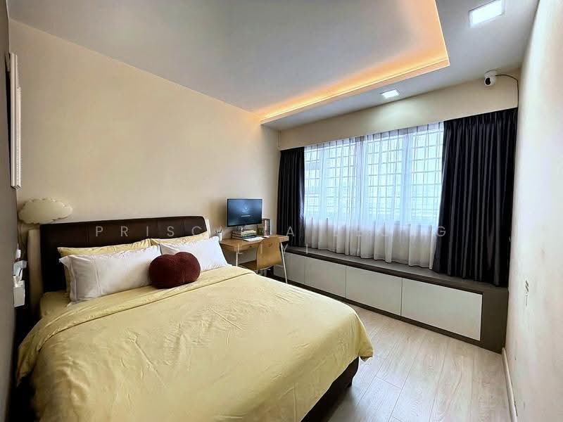 217B Boon Lay View, 217B Boon Lay Avenue, Boon Lay / Jurong / Tuas, 3 Bedrooms, 1,012 sqft, HDB Flat For Sale, by PRISCILLA LEONG LIYI, 500269477 - Master Bedroom - PropertyGuru.com.sg