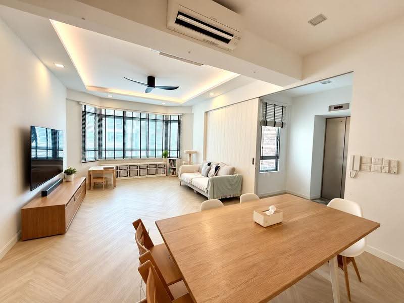 The Blossomvale, 900 Dunearn Road, Clementi Park / Upper Bukit Timah, 3 Bedrooms, 1,421 sqft, Condominium For Rent, by Chris Tan, 500269481 - Living Room - PropertyGuru.com.sg