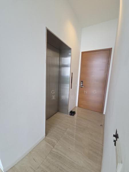 Cyan, 6 Keng Chin Road, Tanglin / Holland / Bukit Timah, 4 Bedrooms, 3,520 sqft, Condominium For Sale, by Ling Wong 王秀玲, 500269482 - Private lift - PropertyGuru.com.sg