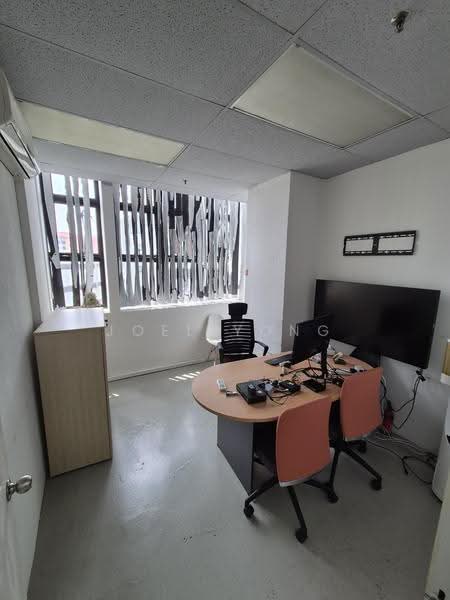 4.2m height! own toilet @ window unit!, walking distance to Tai Seng MRT Station!, Eunos / Geylang / Paya Lebar, 1,518 sqft, Light Industrial (B1) For Rent, by Joel Yong, 500269490 - CommercialGuru.com.sg