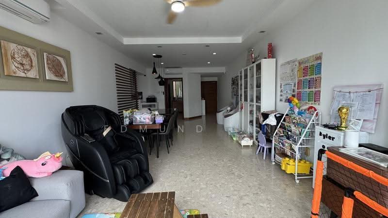 Pinevale, 2 Tampines Street 73, Pasir Ris / Tampines, 3 Bedrooms, 1,292 sqft, Condominium For Rent, by Edmund Tan, 500269493 - Living Room - PropertyGuru.com.sg