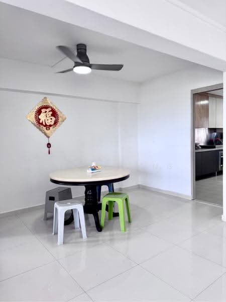52 Teban Gardens Road, 52 52, Boon Lay / Jurong / Tuas, 3 Bedrooms, 1,302 sqft, HDB Flat For Sale, by Phoebe Ang, 500269497 - PropertyGuru.com.sg