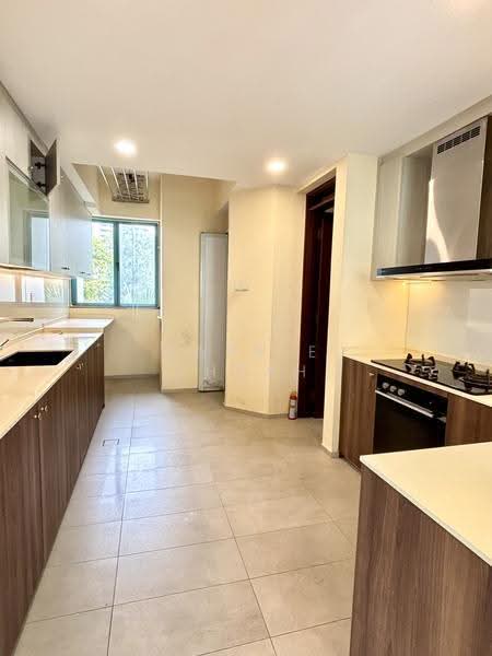 Freesia Woods, 61 Sunset Way, Clementi Park / Upper Bukit Timah, 3 Bedrooms, 1,421 sqft, Condominium For Rent, by Carrie Cheah, 500269513 - Kitchen - PropertyGuru.com.sg