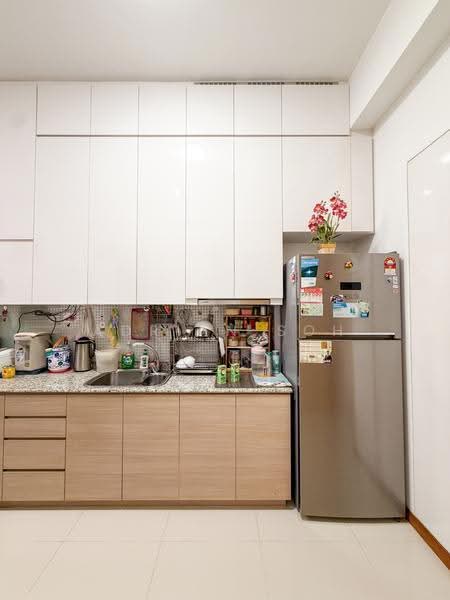 Hillion Residences, 10 Jelebu Road, Dairy Farm / Bukit Panjang / Choa Chu Kang, 1 Bedroom, 463 sqft, Condominium For Sale, by Adrian Soh, 500269518 - Kitchen - PropertyGuru.com.sg