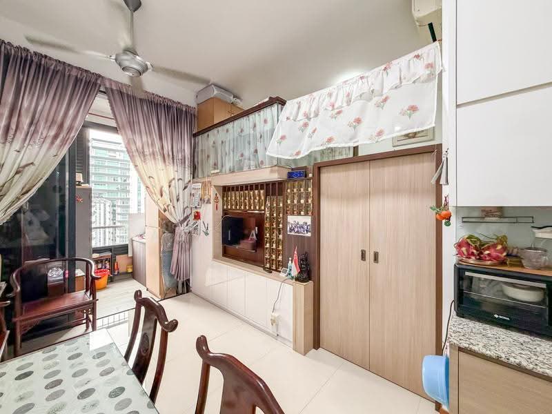Hillion Residences, 10 Jelebu Road, Dairy Farm / Bukit Panjang / Choa Chu Kang, 1 Bedroom, 463 sqft, Condominium For Sale, by Adrian Soh, 500269518 - Living Room - PropertyGuru.com.sg