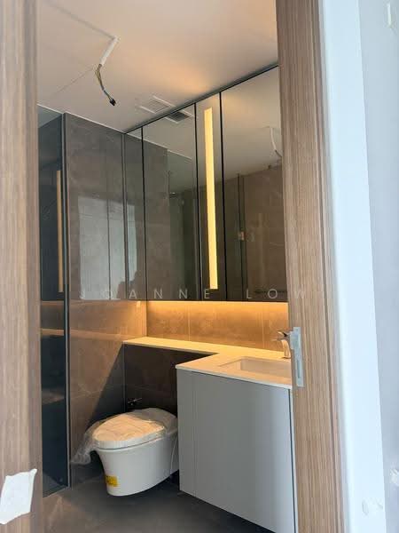 Grand Dunman, 10 Dunman Road, East Coast / Marine Parade, 1 Bedroom, 452 sqft, Condominium For Sale, by Joanne Low, 500269520 - Bathroom - PropertyGuru.com.sg