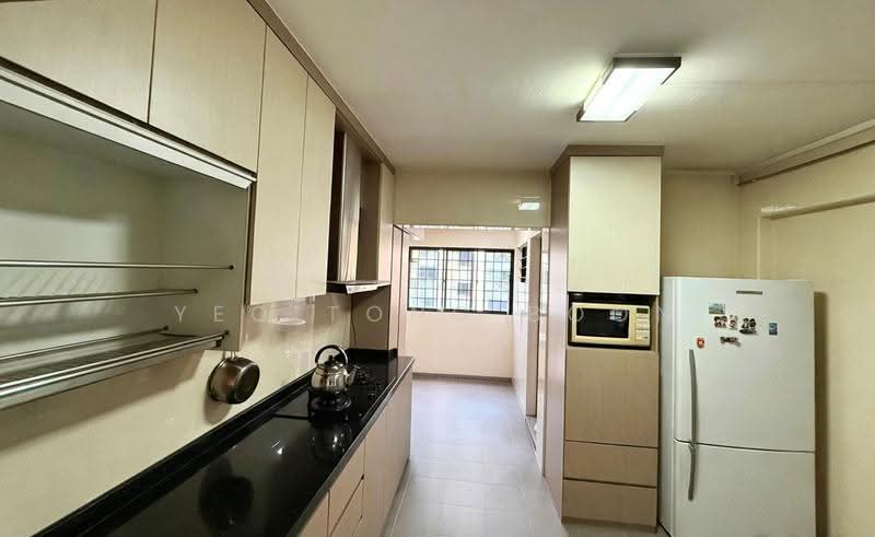 167 Petir Road, 167 Petir Road, Dairy Farm / Bukit Panjang / Choa Chu Kang, 3 Bedrooms, 1,076 sqft, HDB Flat For Sale, by Yeo Tong Boon, 500269523 - Kitchen - PropertyGuru.com.sg