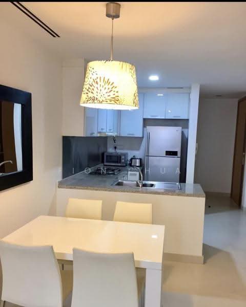 Visioncrest, 33 Oxley Rise, Orchard / River Valley, 1 Bedroom, 624 sqft, Condominium For Rent, by Fion Chua, 500269534 - Kitchen - PropertyGuru.com.sg