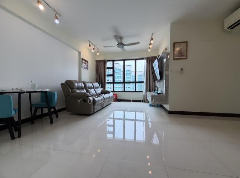 122A Punggol Edge, 122A Edgedale Plains, Hougang / Punggol / Sengkang, 3 Bedrooms, 1,001 sqft, HDB Flat For Sale, by Yuna Lim, 500269541 - Living Room - PropertyGuru.com.sg