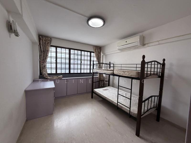 15 Hougang Avenue 3, 15 Hougang Avenue 3, Hougang / Punggol / Sengkang, 3 Bedrooms, 882 sqft, HDB Flat For Rent, by Pauline Chong, 500269553 - Bedroom - PropertyGuru.com.sg