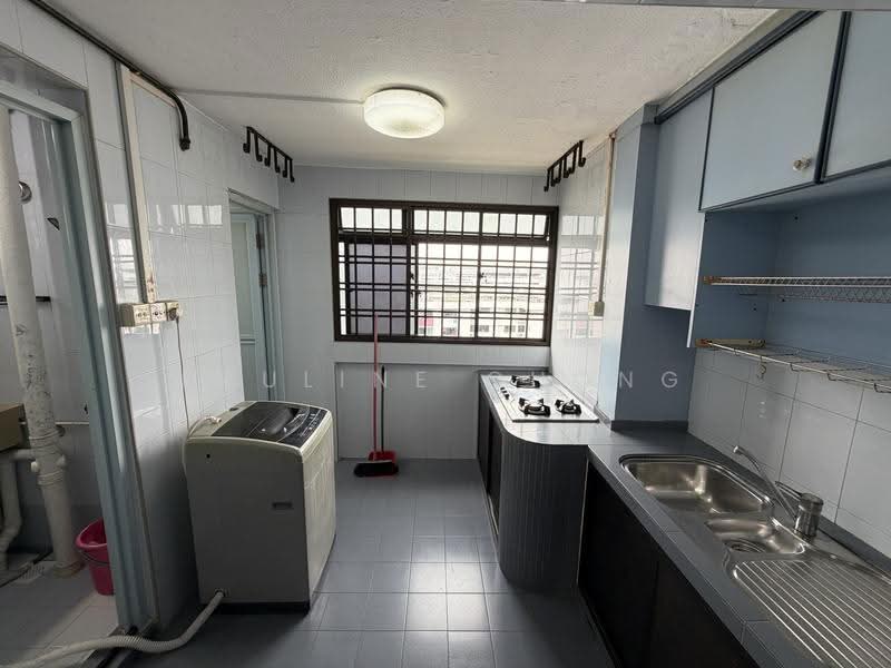 15 Hougang Avenue 3, 15 Hougang Avenue 3, Hougang / Punggol / Sengkang, 3 Bedrooms, 882 sqft, HDB Flat For Rent, by Pauline Chong, 500269553 - Kitchen - PropertyGuru.com.sg