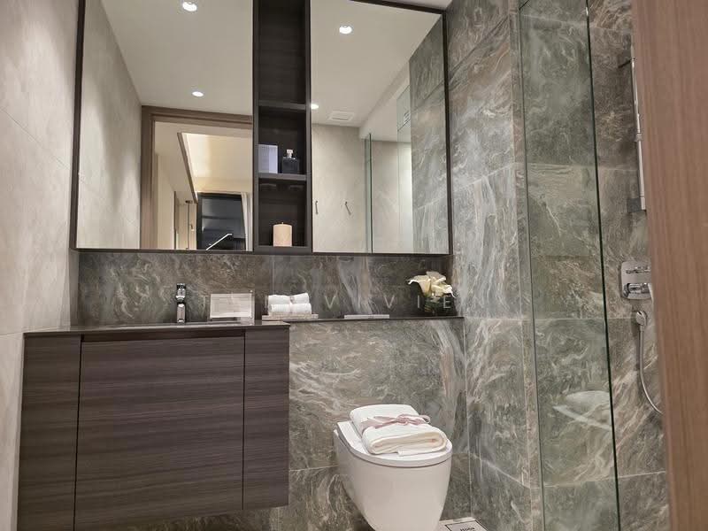 Lucerne Grand, Lakeside Drive, Boon Lay / Jurong / Tuas, 2 Bedrooms, 624 sqft, Condominium For Sale, by Tan Vivien, 500269562 - Bathroom - PropertyGuru.com.sg