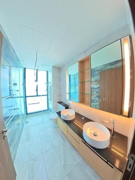 Belgravia Ace, 100 Belgravia Drive, Seletar / Yio Chu Kang, 5 Bedrooms, 3,929 sqft, Semi-Detached House For Sale, by William Koh, 500269568 - Bathroom - PropertyGuru.com.sg