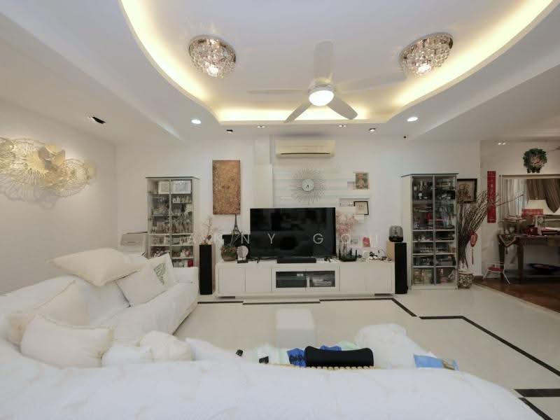 Freehold Landed Sale walk to Upper Changi MRT, 3 Storey mixed landed zone , 550m to Upper Changi MRT, Bedok / Upper East Coast, 5 Bedrooms, 3,500 sqft, Terraced House For Sale, by Fanny Goh, 500269571 - Living Room - PropertyGuru.com.sg