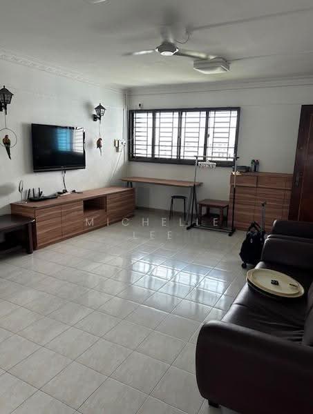 414 Ang Mo Kio Avenue 10, 414 Ang Mo Kio Avenue 10, Ang Mo Kio / Bishan / Thomson, Room Rental, 200 sqft, HDB Flat For Rent, by Michelle Lee, 500269580 - Living Room - PropertyGuru.com.sg