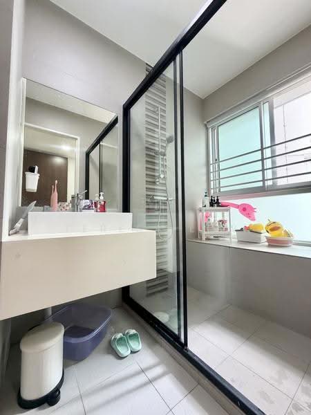 588C Ang Mo Kio Street 52, 588C Ang Mo Kio Street 52, Ang Mo Kio / Bishan / Thomson, 3 Bedrooms, 969 sqft, HDB Flat For Sale, by Teresa Low, 500269584 - PropertyGuru.com.sg