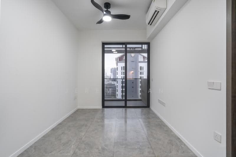 The M, 36 Middle Road, Beach Road / Bugis / Rochor, 1 Bedroom, 431 sqft, Condominium For Rent, by Jeremy Tan, 500269589 - Living Room - PropertyGuru.com.sg