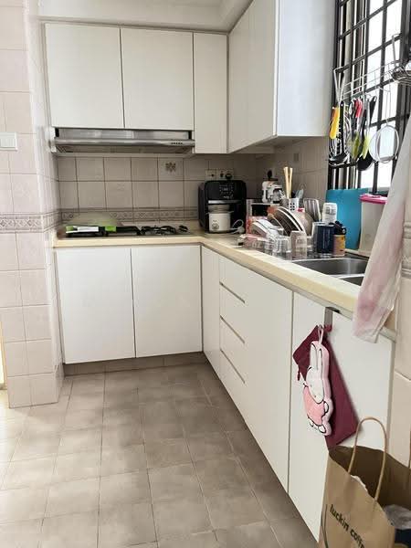 Parkview Apartments, 3 Bukit Batok Street 25, Dairy Farm / Bukit Panjang / Choa Chu Kang, 2 Bedrooms, 980 sqft, Apartment For Sale, by Dixon Chan, 500269591 - Kitchen - PropertyGuru.com.sg