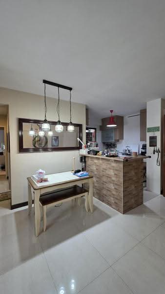 122A Punggol Edge, 122A Edgedale Plains, Hougang / Punggol / Sengkang, 3 Bedrooms, 1,001 sqft, HDB Flat For Sale, by Denmarc Sabilla, 500269595 - Kitchen - PropertyGuru.com.sg