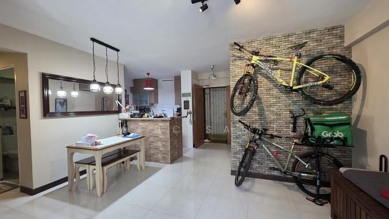 122A Punggol Edge, 122A Edgedale Plains, Hougang / Punggol / Sengkang, 3 Bedrooms, 1,001 sqft, HDB Flat For Sale, by Denmarc Sabilla, 500269595 - Kitchen - PropertyGuru.com.sg