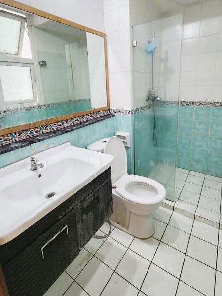 The Floravale, 238 Westwood Avenue, Boon Lay / Jurong / Tuas, 3 Bedrooms, 1,227 sqft, Condominium For Sale, by Dexter Tan, 500269598 - Bathroom - PropertyGuru.com.sg