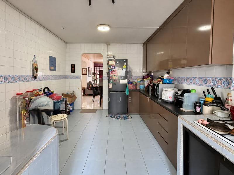223 Choa Chu Kang Central, 223 Choa Chu Kang Central, Dairy Farm / Bukit Panjang / Choa Chu Kang, 4 Bedrooms, 1,313 sqft, HDB Flat For Sale, by Sharique Tan, 500269603 - Kitchen - PropertyGuru.com.sg