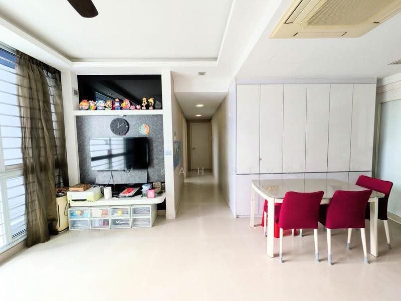 Nuovo, 25 Ang Mo Kio Avenue 9, Ang Mo Kio / Bishan / Thomson, 3 Bedrooms, 1,119 sqft, Condominium For Sale, by Lim Kah Seng, 500269608 - Living Room - PropertyGuru.com.sg