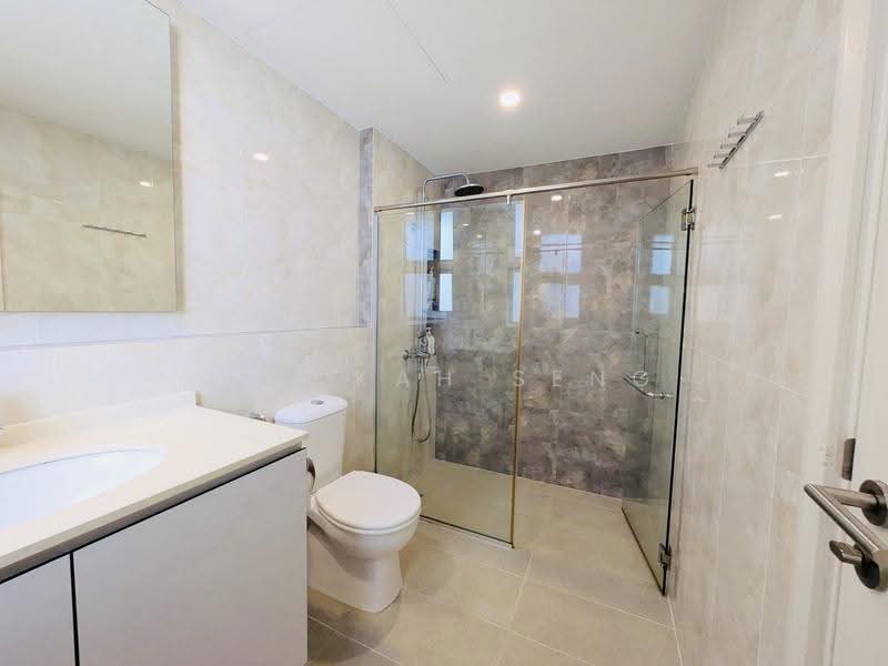 Nuovo, 25 Ang Mo Kio Avenue 9, Ang Mo Kio / Bishan / Thomson, 3 Bedrooms, 1,119 sqft, Condominium For Sale, by Lim Kah Seng, 500269608 - Bathroom - PropertyGuru.com.sg