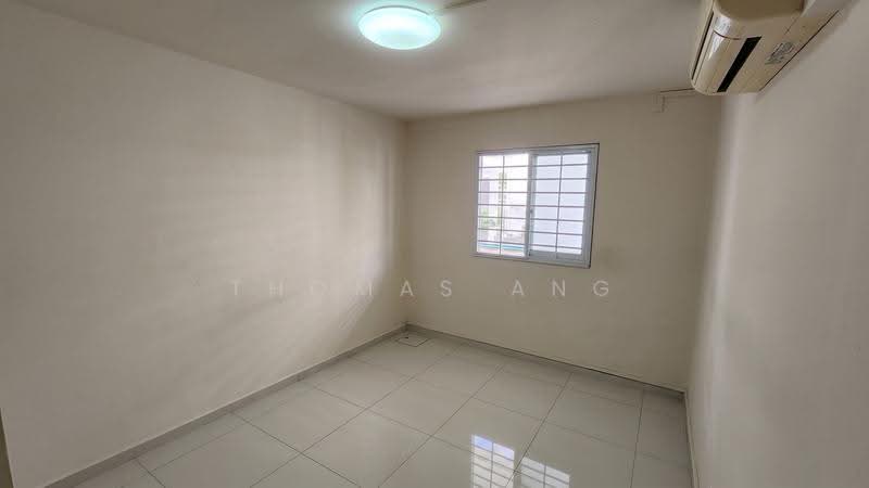 138 Yishun Ring Road, 138 Yishun Ring Road, Sembawang / Yishun, 2 Bedrooms, 732 sqft, HDB Flat For Sale, by Thomas Ang, 500269617 - Interior - PropertyGuru.com.sg