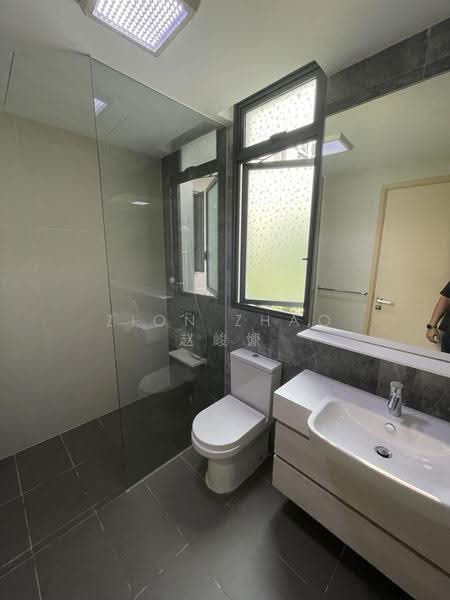 The Luxurie, 17 Compassvale Road, Hougang / Punggol / Sengkang, 2 Bedrooms, 732 sqft, Condominium For Sale, by Zion Zhao 赵峻慷, 500269620 - Bathroom - PropertyGuru.com.sg