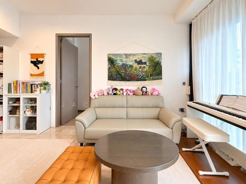 The Venue Residences and Shoppes, 12 Tai Thong Crescent, Macpherson / Potong Pasir, 2 Bedrooms, 850 sqft, Apartment For Sale, by Jackie Mang, 500269621 - Living Room - PropertyGuru.com.sg