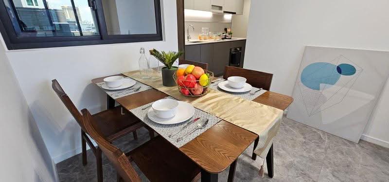 The M, 36 Middle Road, Beach Road / Bugis / Rochor, 2 Bedrooms, 667 sqft, Condominium For Rent, by Lester T., 500269622 - Kitchen - PropertyGuru.com.sg