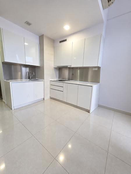 The Creek @ Bukit, 17 Toh Tuck Road, Clementi Park / Upper Bukit Timah, 1 Bedroom, 441 sqft, Condominium For Sale, by Arlene Ngo, 500269629 - Kitchen - PropertyGuru.com.sg