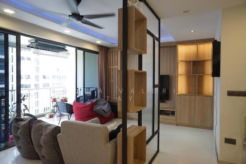 Twin Waterfalls, 82 Punggol Central, Hougang / Punggol / Sengkang, 3 Bedrooms, 1,087 sqft, Condominium For Rent, by Adora Valerie Tay, 500269633 - Living Room - PropertyGuru.com.sg